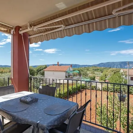 Family Village Apartment Vrh (Krk)